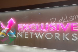 ışıklı lazer oyma ofis tabela kozyatağı