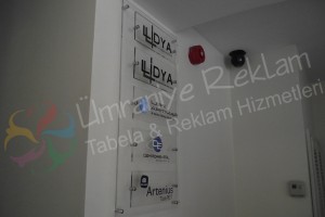 Bina giriş tabela kavacık