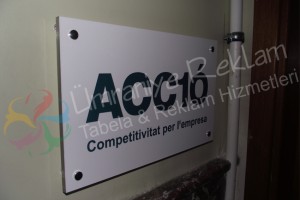 kapı tabela kozyatağı