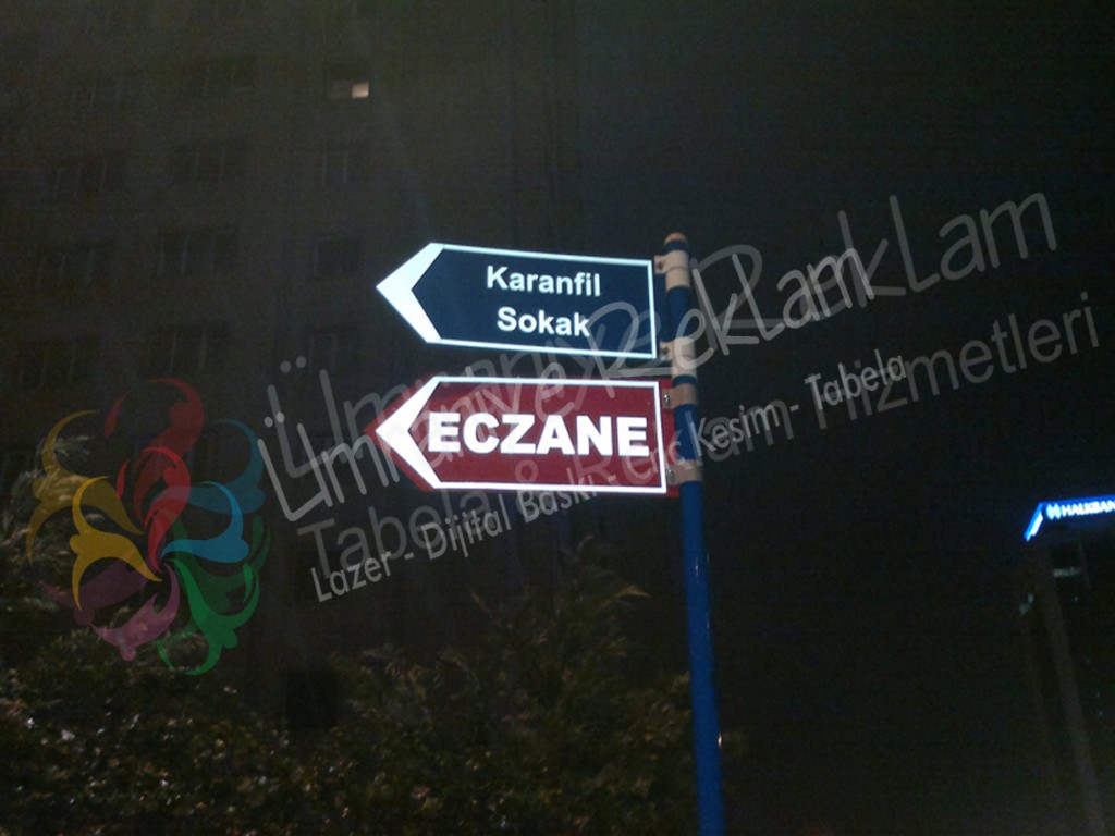 yön sokak levhası ataşehir