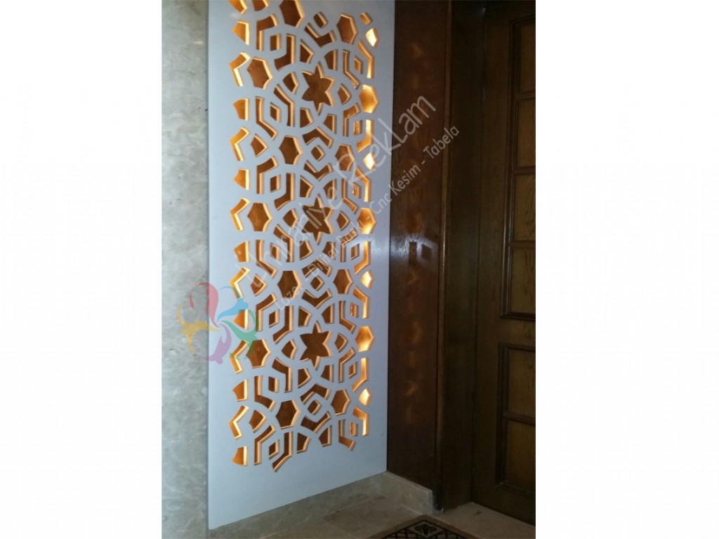 ahşap kapı süsleme