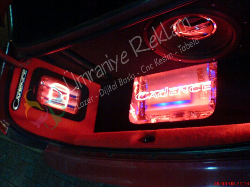 araç içi pleksi lazer kesim