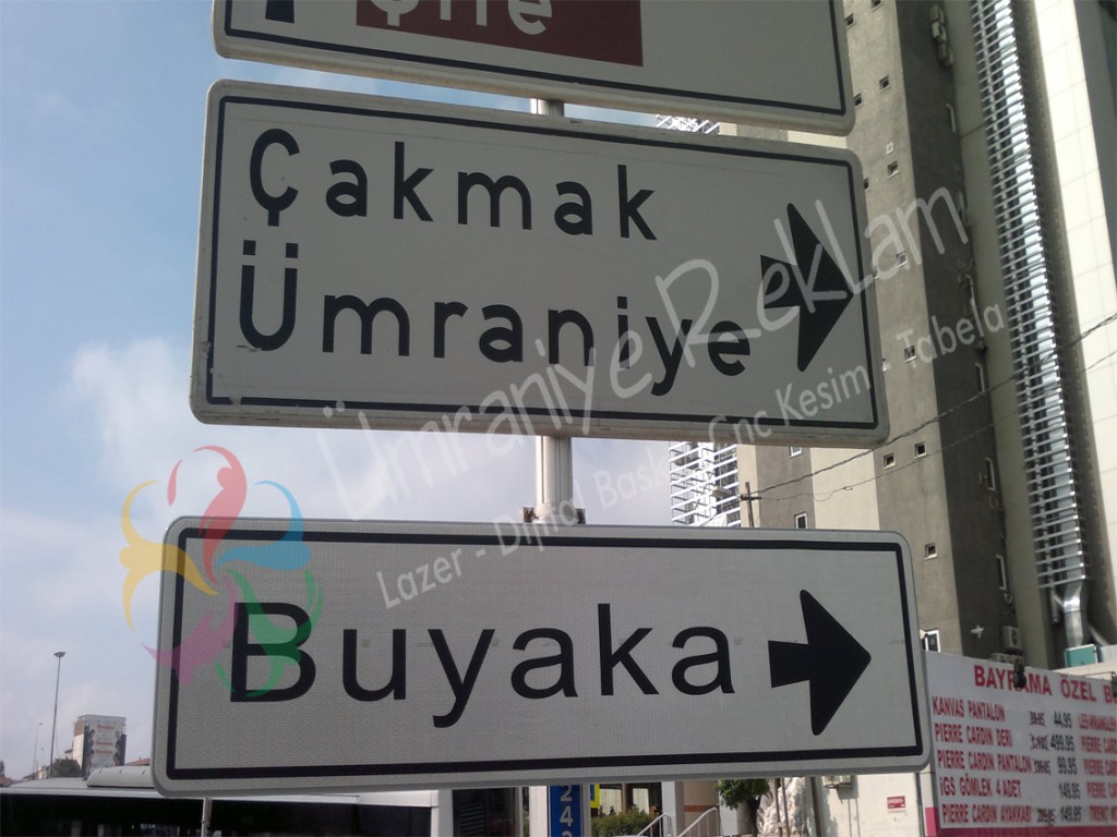 karayolları yön levhası