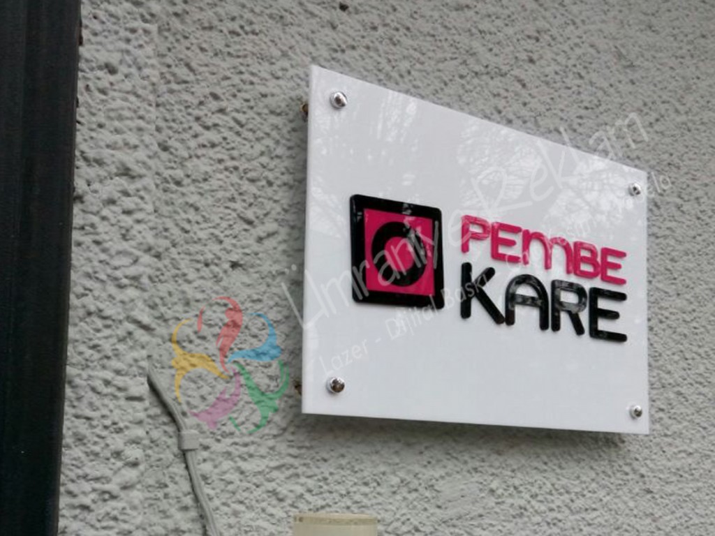 pleksi kapı giriş tabela