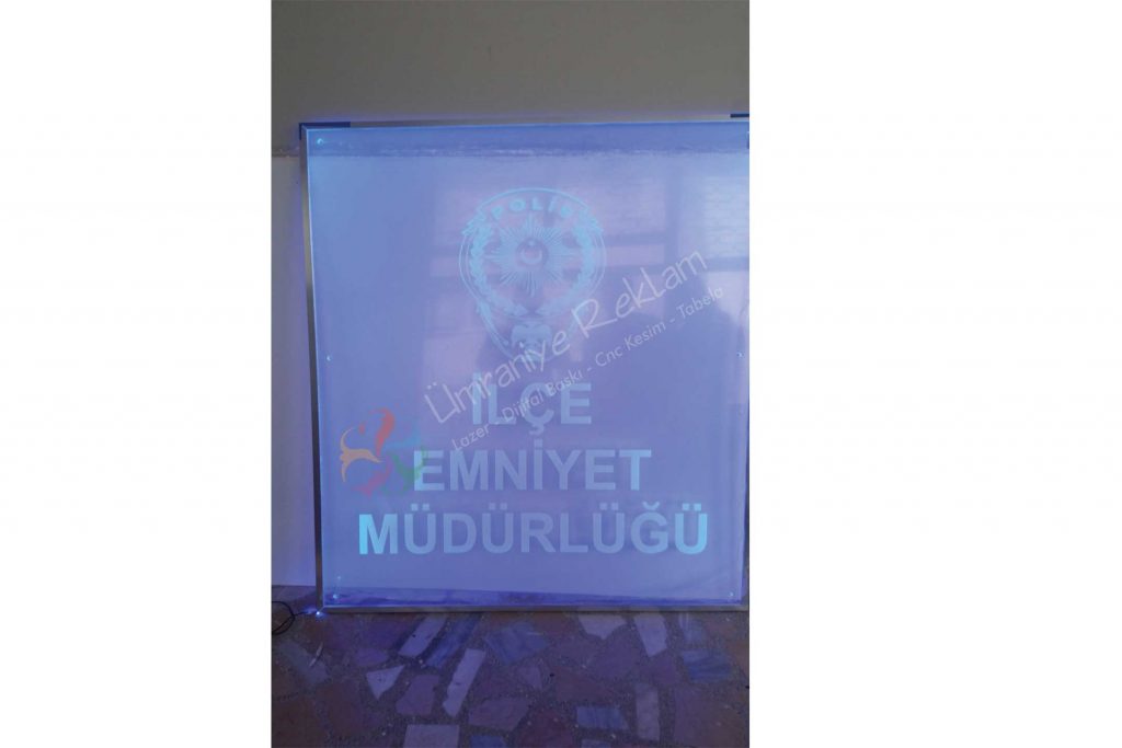 Işıklı Oyma pleksi tabela